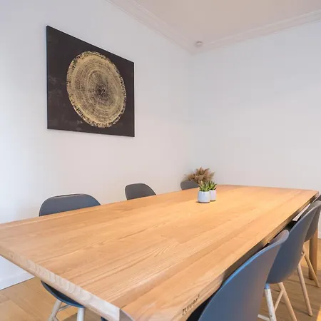 Amandine - Luxury 3 Bedrooms With Free Parking *