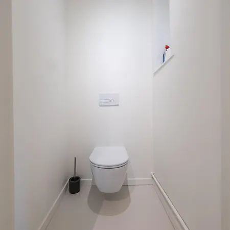 Amandine - Luxury 3 Bedrooms With Free Parking *