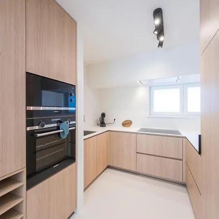 Amandine - Luxury 3 Bedrooms With Free Parking Apartment *