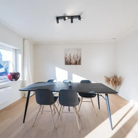 Amandine - Luxury 3 Bedrooms With Free Parking Apartment