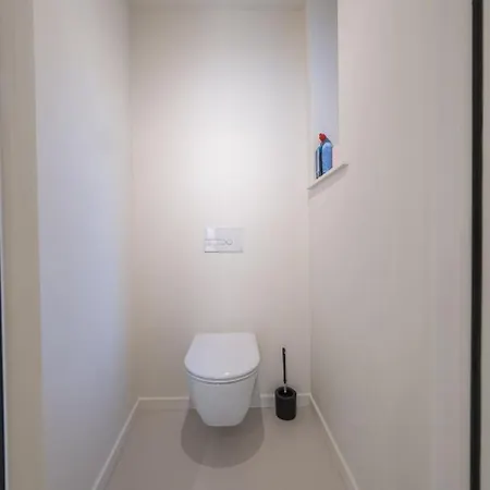 Amandine - Luxury 3 Bedrooms With Free Parking Apartment